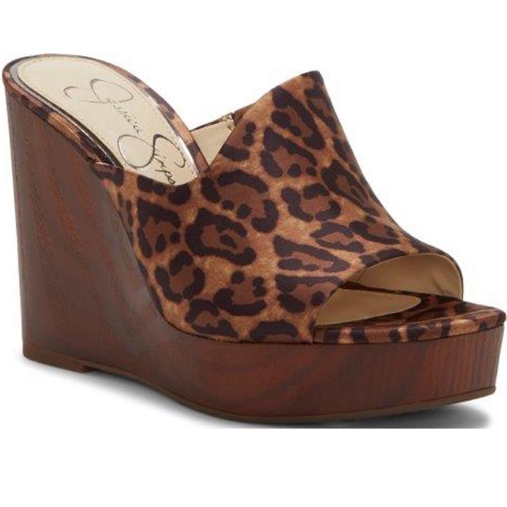Jessica Simpson SABBEY Natural Leopard